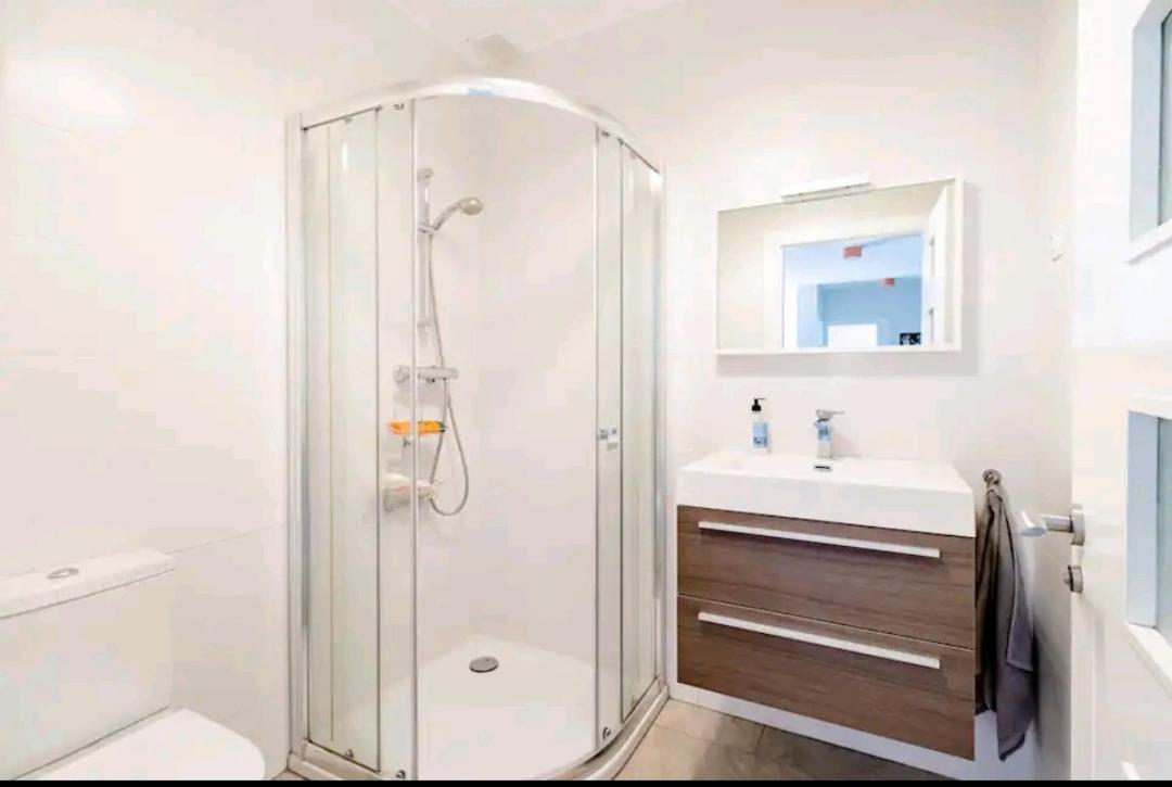 Chalet Con Piscina Climatizada En La Naturaleza Areatza Zewnętrze zdjęcie