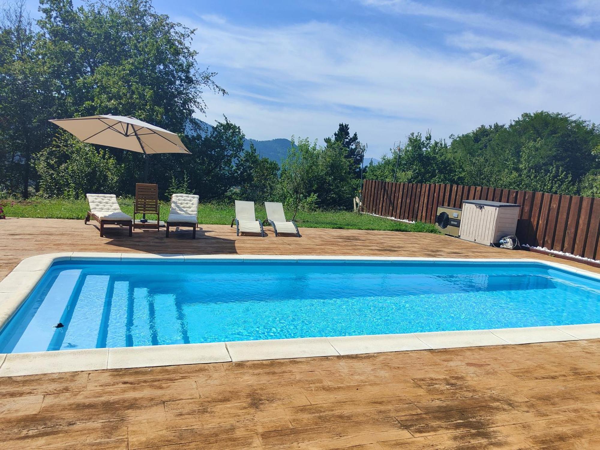 Chalet Con Piscina Climatizada En La Naturaleza Areatza Zewnętrze zdjęcie