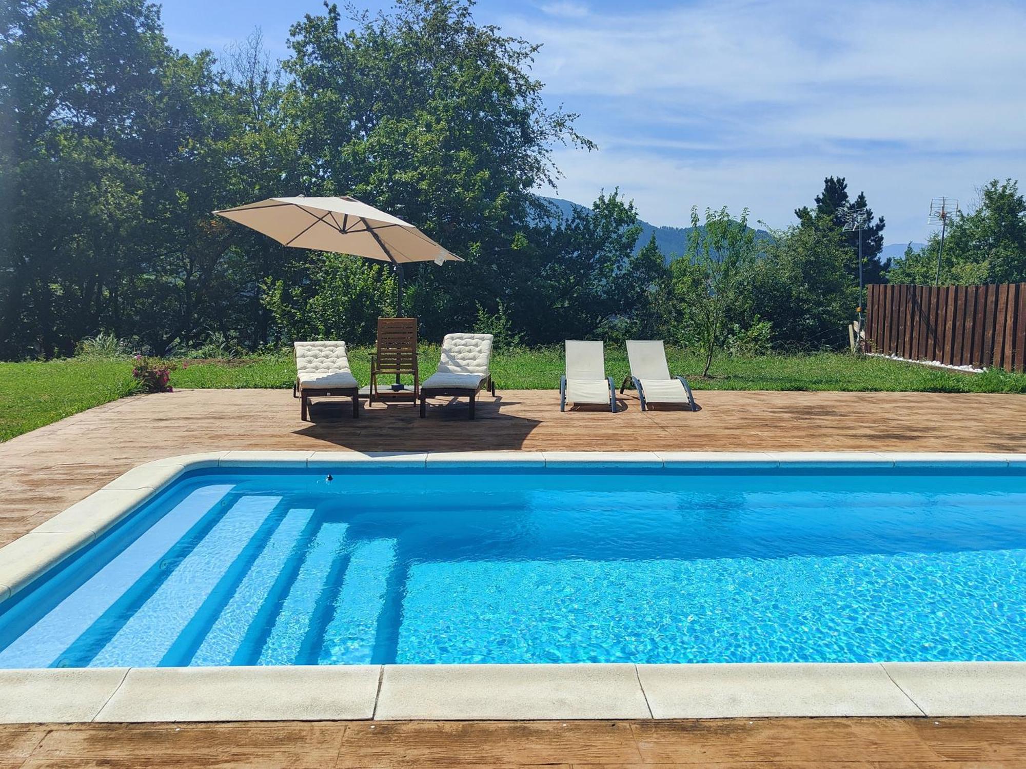 Chalet Con Piscina Climatizada En La Naturaleza Areatza Zewnętrze zdjęcie